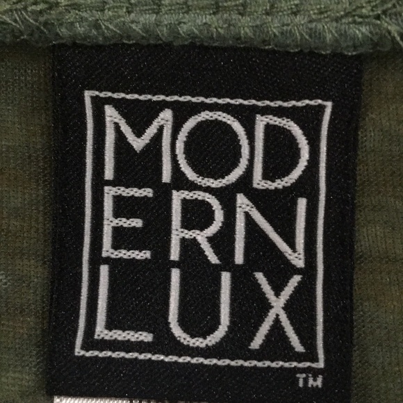 T-Shirt - Picture 5 of 5